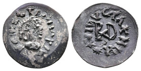Ostrogoths, Theoderic AD 491-518 in the name of Anastasius I. AR 1/4 Siliqua, (15,1 mm. 0,68 g.). Uncertain mint. Garbled legend ..ANAST.. P AV, pearl...