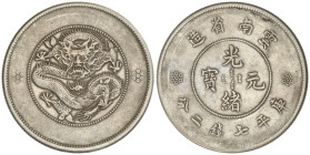 WORLD COINS: CHINA
1 Dollar. (1920-22). YUNNAN. Encapsulada por NGC XF 40 (n. 6644494-012). 26,35 grs. AR. 4 circles below pearl. Pátina. L&M-421; Y-...