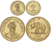 WORLD COINS: CONGO
Lote 2 monedas 20 y 100 Francs. 1965. 6,45 y 32,3 grs. AU (900). 5º Aniversario de la Independencia. Presidente Joseph Kasa-Vubu. ...