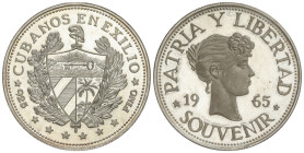 WORLD COINS: CUBA
Peso Souvenir. 1965. 29,54 grs. AR. Cubanos en el exilio. Canto estriado. Bruce-X-144. PROOF.