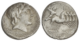 ROMAN COINS: ROMAN REPUBLIC
Denario. 86 a.C. OGULNIA. Ogulnius, Gargilius y Vergilius. Anv.: Cabeza de Apolo Vejovis a derecha, debajo haz de rayos. ...