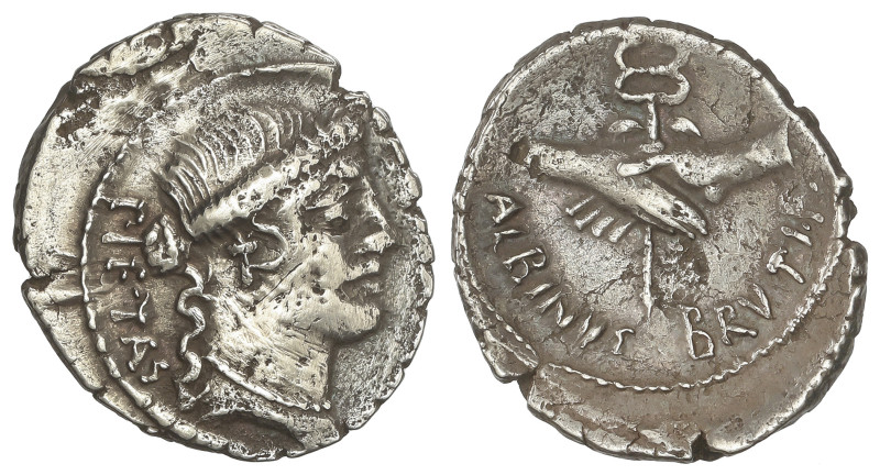 ROMAN COINS: ROMAN REPUBLIC
Denario. 48 a.C. POSTUMIA. Postumius Albinus Bruti ...