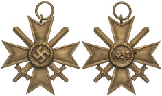 WORLD DECORATIONS
Cruz Mérito Militar. 1ª Clase. 1939. ALEMANIA. III REICH. Br. Ø 48x48 mm. Cruz con espadas, con anilla. EBC.