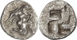 THRAKIEN. 
STÄDTE. 
SIRIS. Hemitetarton (1/8&nbsp;Stater) (500/490 v.Chr.) 0,90g. Satyr hockt n.r.; / Quadratum, incusum, diagonal geteilt. SNG Cop....