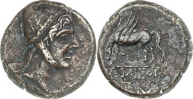 PONTOS. 
STÄDTE. 
AMISOS / PEIRAIEUS (Samsun). AE-Hexachalkon 22mm (85/65 v.Chr.) 12,43g. Kopf des Perseus mit Helm n.r. / Pegasos trinkt aus Peiren...