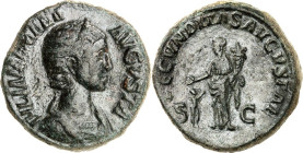 RÖMISCHES KAISERREICH. 
Iulia Mamaea, Mutter des Sev. Alexander 222-235. AE-Sesterz (232) 17,17g. Pallabüste m. Diadem n.r. IVLIA MAMAEA - AVGVSTA / ...