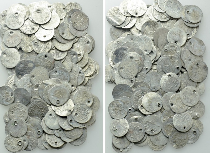 Circa 200 Ottoman Coins. 

Obv: .
Rev: .

. 

Condition: See picture.

...