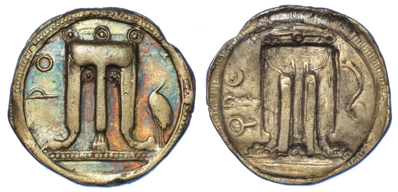BRUTTIUM - CROTONE.

Nomos, 550-480 a.C.

Tripode sormontato da serpenti ent...