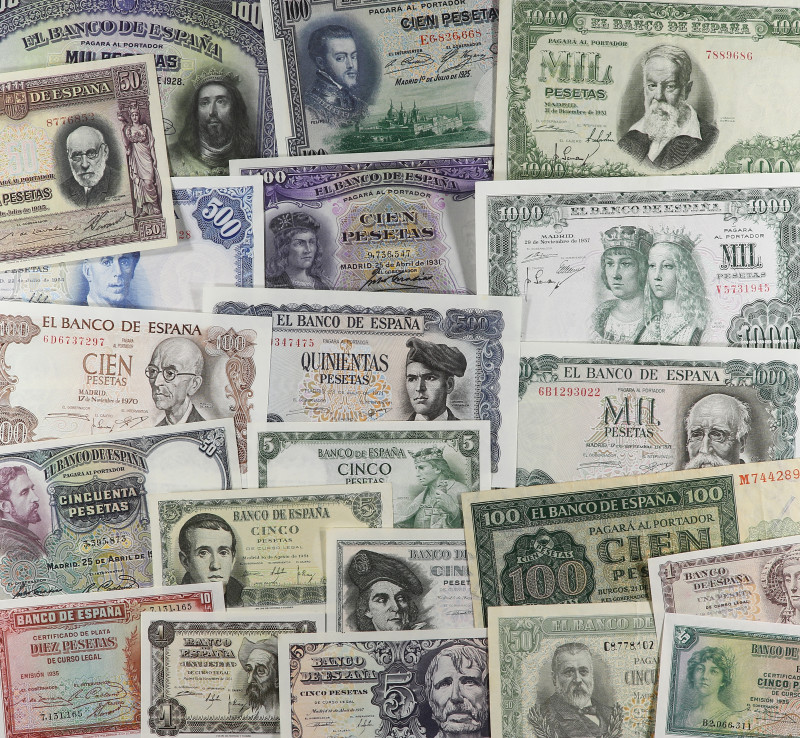 Lote 37 billetes. 1925 a 1980. Muchos diferentes. A EXAMINAR. MBC+ a SC.