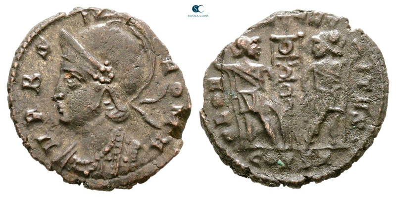 City Commemoratives AD 330-354. Arelate (Arles)
Follis Æ

15 mm, 1,38 g


...