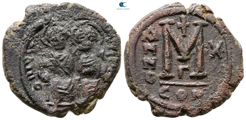 Justin II and Sophia AD 565-578. Constantinople
Follis or 40 Nummi Æ

30 mm, ...