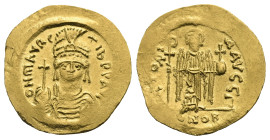 Maurice Tiberius, 582-602. Solidus (Gold, 20.09 mm, 4.56 g). Constantinopolis, 3rd officina, circa 582-584. O N m AVRC-TIЬ P P AVC Helmeted and cuiras...