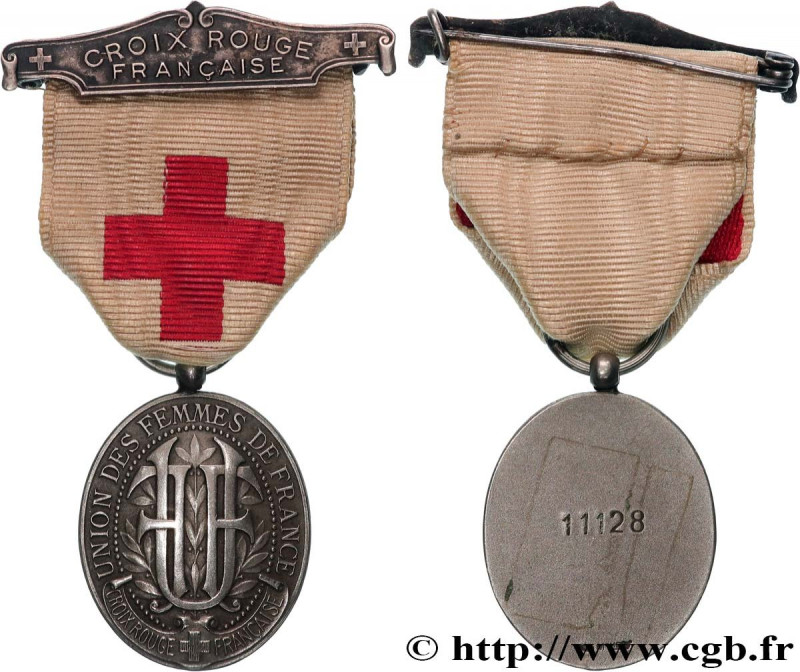 III REPUBLIC
Type : Médaille, Union des Femmes de France, Croix Rouge 
Date : n....