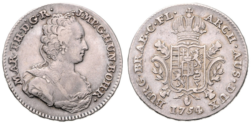 MARIA THERESA (1740 - 1780)&nbsp;
1/2 Ducanton, 1754, Antwerpen, 16,57g, Früh 1...