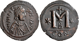 Anastasius I, 491-518. Follis (Bronze, 37 mm, 17.80 g, 6 h), Constantinopolis, 512-517. D N ANASTA-SIVS P P AVG Diademed, draped and cuirassed bust of...