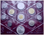 Monetazione in lire (1946-2001) - Serie di monete 1993 - presenti 500 Lire Caravelle e 500 Lire Goldoni in Ag - in folder

FDC

SPEDIZIONE IN TUTT...