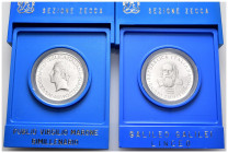 Repubblica Italiana - Lotto di 2 monete: 500 Lire Virgilio 1981 ; 500 Lire Galileo 1982 - Ag - in confezione di zecca

FDC

SPEDIZIONE IN TUTTO IL...