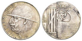 FALSO - Regno d'Italia - Vittorio Emanuele III - 20 Lire Cappellone 1928 - gr. 19,68; mm Ø 35,5

SPEDIZIONE SOLO IN ITALIA - SHIPPING ONLY IN ITALY