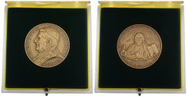 Benedetto XVI (2005-2013) - Medaglia anno VIII - AE - gr. 39,58; Ø mm 44 - Mont. 8 - in cofanetto e confezione di zecca

FDC

SPEDIZIONE IN TUTTO ...