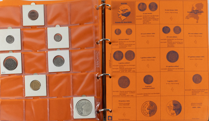 Coins Netherlands in albums - Beatrix collection