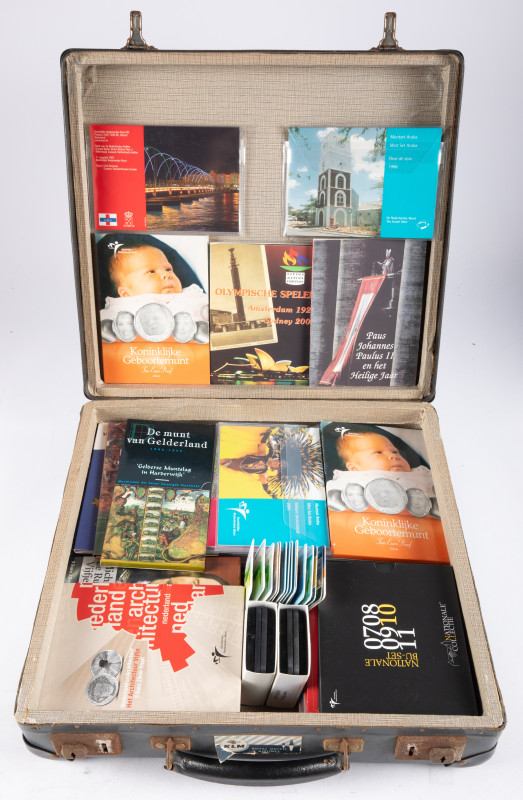 Coins Netherlands and Oversea in boxes - Briefcase with various products KNM a.w...