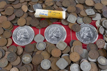Coins Netherlands Oversea in boxes - Box with circulation coins Curacao and Neth. Antilles , added 3x 25 Gulden Andrew Doria