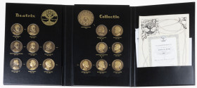 Medals in albums - Netherlands - Map 'Beatrix Collectie' containing 16 bronze medals - edition KNM