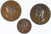 Medals in boxes - Miscellaneous - England - nice lot of three portrait medals of dead Englishmen 1806: William Pitt by T. Webb (Eimer 975), Charles Ja...