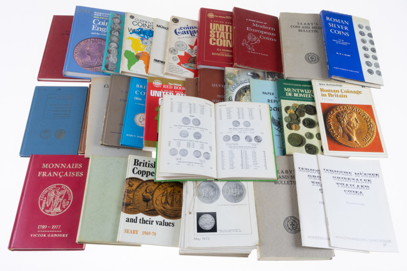 Literature - World - Box (older) numismatic catalogues individual countries