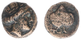 Persia - Achaemenid Empire - Satraps in Northwest Asia Minor - AE (1.28g) - Female (?) head right / Leaf with monogram to left below (Traité -- / Klei...