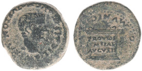 Spain / Italica - AE As (14.45g) - TI CAESAR AVGVSTVS PONT MAX IMP Bare head right / MVNIC ITALIC PERM DIVI AVG Altar inscribed PROVIDENTIAE AVGVSTI i...