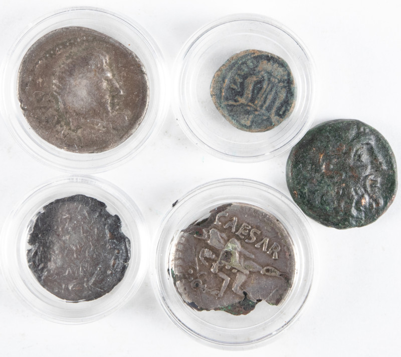 Ancient coins in lots - - Miscellaneous coinage - A small lot ancient coins: 2 D...