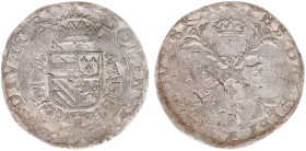 Hertogdom Brabant / Maastricht - Philips II (1555-1598) - Bourgondische Kruisrijksdaalder 1567 mm. Star (CNM 2.07.37 / vGH 240-2 / Delm. 91 R2 / Vanho...
