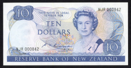 World Banknotes - New Zealand - 10 Dollars ND 1985 (P. 172b) - low serial no. - UNC