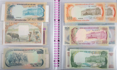 Banknotes world in albums - Asia - Album banknotes China + South East Asia among which 1 Ruble 1936 Russo Asiatic Bank, 10 Yüan 1914 Bank of Communica...