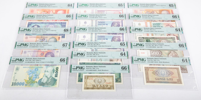 Banknotes world in boxes - Romenia - Box with PMG graded banknotes Romania incl....