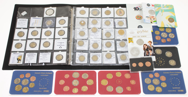 Coins world in boxes - Euro's - Box with Euro coins incl. 2, 5 and 10 Euro and c...