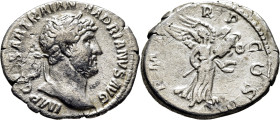 IMPERIO ROMANO. Adriano. Denario. 119-122 d.C.PM TR P COS III