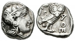 Ática. Tetradracma-Tetradrachm. 300 a.C. Atenas. (Se-2537). Anv.: Busto femenino a derecha. Rev.: Lechuza a derecha mirando de frente. Ag. 17,01 g. MB...