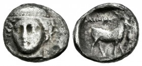 Tracia. Ainos. Tetróbolo-Tetrobol. 412-365 a.C. (Sng Cop-412). Anv.: Cabeza de Hermes. Rev.: Cabra a derecha, encima AINION. Ag. 1,96 g. BC+. Est...40...