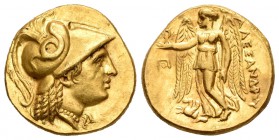 Imperio Macedonio. Alejandro III Magno. Estátera-Stater. 336-323 a.C. (Gc-6701 similar). (Müller-603). Anv.: Cabeza de Atenea a derecha, con casco cor...