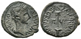 Caesar Augusta. Semis. 27 a.C.-14 d.C. Zaragoza. (Abh-334). (Acip-3039). Anv.: Cabeza laureada de Augusto a derecha con leyenda alrededor AVGVSTVS DIV...