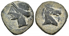 Cartagonova. Calco. 220 a.C. (Abh-515). Anv.: Cabeza de Tanit a izquierda. Rev.: Cabeza de caballo a derecha, delante letra fenicia "ALEF". Ae. 7,74 g...