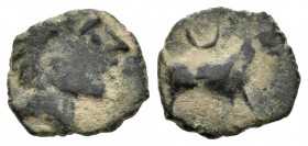 Kastilo-Castulo. Sextante. 180 a.C. Cazlona (Jaén). (Acip-2172). Anv.: Cabeza masculina a derecha. Rev.: Toro a derecha, encima creciente. Ae. 1,12 g....