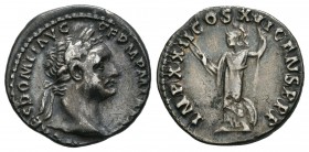 Domiciano. Denario-Denarius. 92-3 d.C. Roma. (Spink-2736). (Ric-174). Rev.: IMP XXII COS XVI CENS PPP. Minerva en pie con cetro y haz de rayos, a sus ...