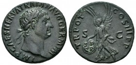 Trajano. As. 99-100 a.C. Roma. (Ric-417). (Ch-628). Rev.: TR POT  COS III P P. Victoria avanzando a izquierda con escudo dentro SP/QR. Ae. 8,26 g. Tra...
