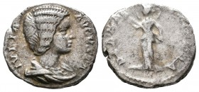 Julia Domna. Denario-Denarius. 196 d.C. Laodicea. (Spink-6578). (Ric-27a). Ag. 2,92 g. MBC-/BC+. Est...30,00.