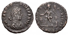 Teodosio I. 1/2 centenional. 388-92 a.C. Nicomedia. (Spink-20559). (Ric-262-3). Rev.: SALVS REI PVBLICAE. Ae. 1,02 g. MBC-. Est...20,00.