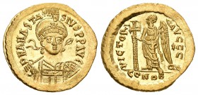 Anastasio. Sólido-Solidus. 491-518 d.C. Constantinopla. (S-3). Rev.: VICTORIA AVGGG. Victoria en pie a izquierda con cruz larga, estrella en el campo....
