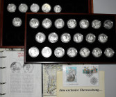Cook Inseln: Serie 500 Years of America 1492-1992 / 500 Jahre Amerika. 25 Silbermünzen (925/1000 Silber) zu je 50 Dollars der Jahre 1989 bis ins Jahr ...